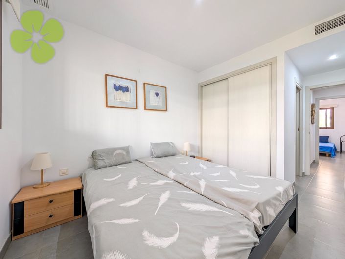 Image No.17-2 Bed Flat for sale