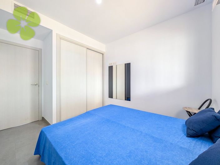 Image No.20-2 Bed Flat for sale