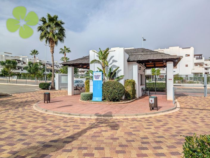 Image No.25-2 Bed Flat for sale