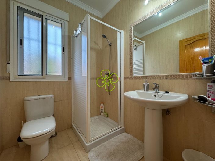 Image No.20-3 Bed Villa for sale