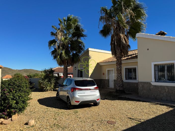 Image No.3-3 Bed Villa for sale