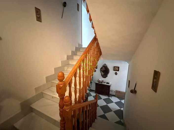 Image No.11-6 Bed Village House for sale