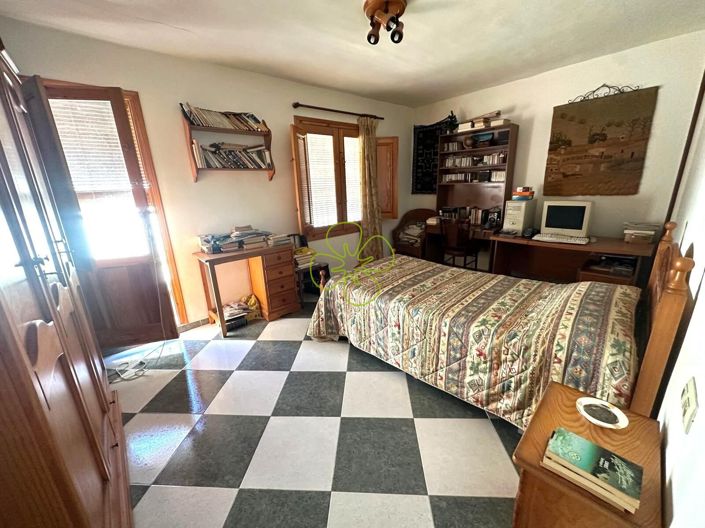 Image No.19-6 Bed Village House for sale