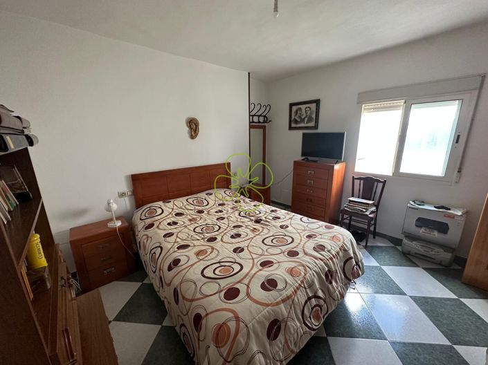 Image No.21-6 Bed Village House for sale