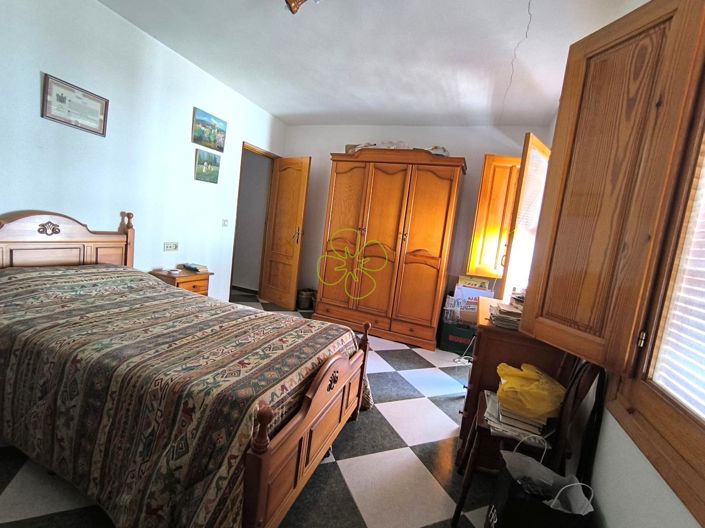 Image No.22-6 Bed Village House for sale