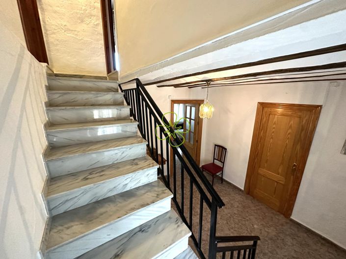 Image No.18-4 Bed Village House for sale