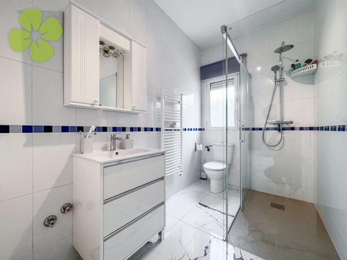 Image No.13-4 Bed Villa for sale