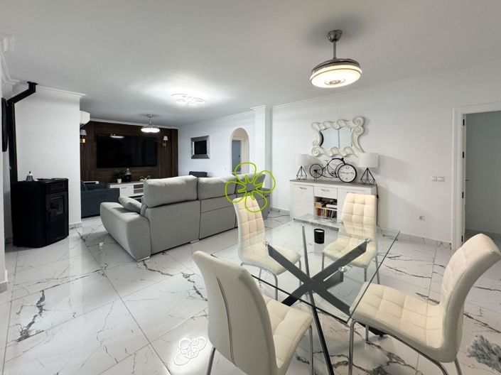 Image No.5-4 Bed Villa for sale