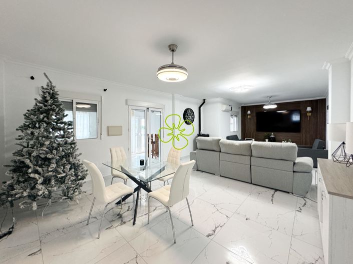 Image No.6-4 Bed Villa for sale