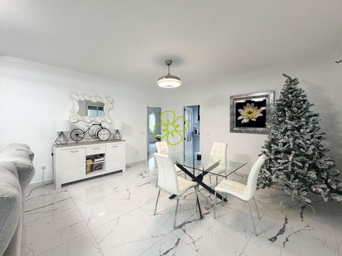 Image No.7-4 Bed Villa for sale