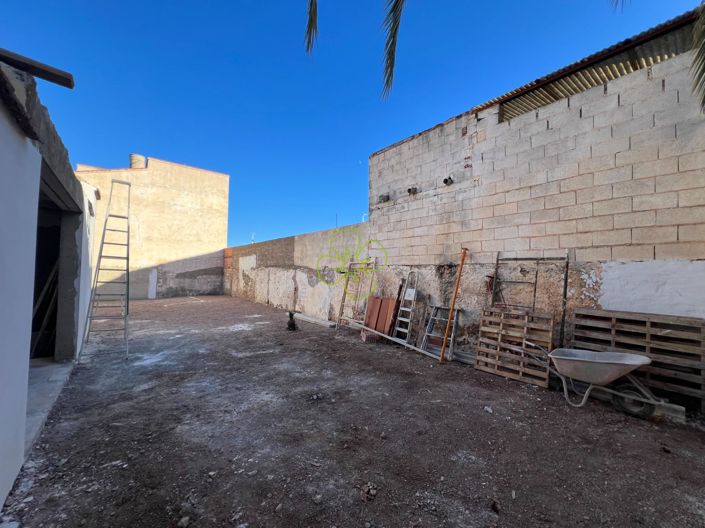 Image No.16-4 Bed Village House for sale