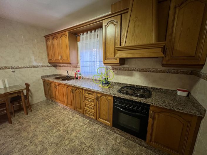 Image No.12-4 Bed Village House for sale