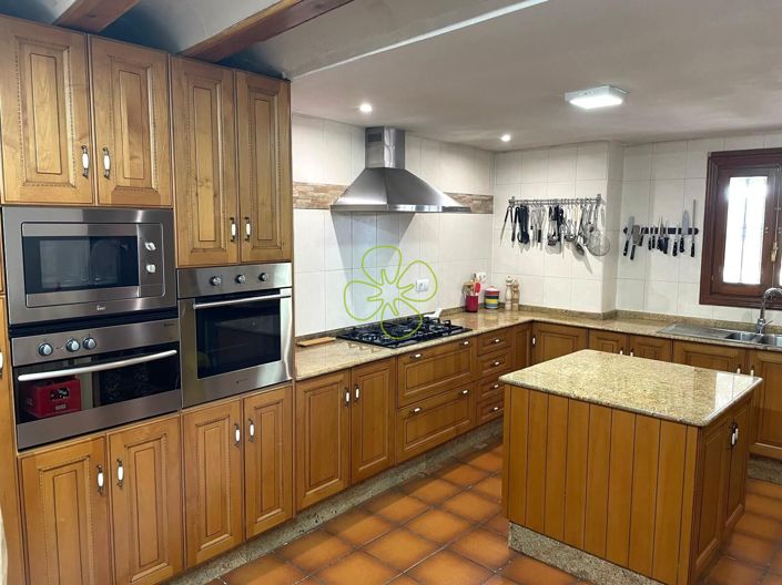 Image No.4-6 Bed Cortijo for sale