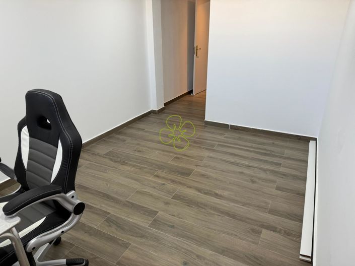 Image No.25-4 Bed Villa for sale