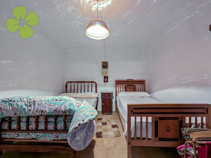 Image No.20-4 Bed Cortijo for sale