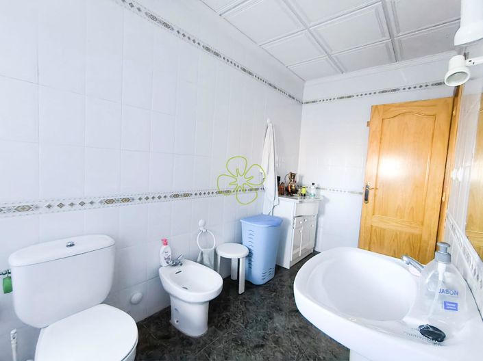 Image No.16-3 Bed Cortijo for sale