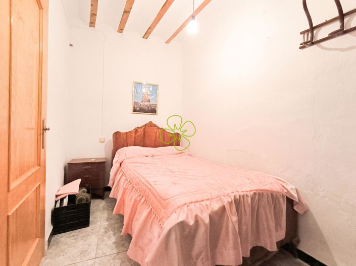 Image No.10-4 Bed Cortijo for sale