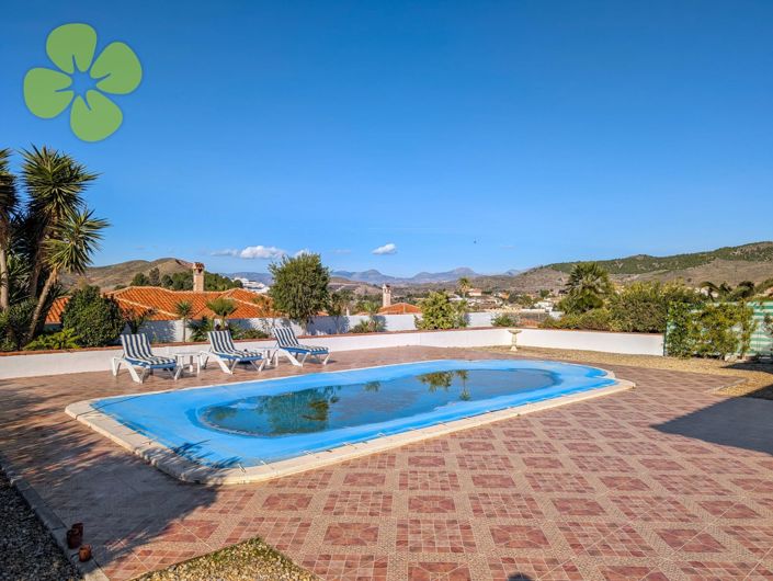 Image No.20-3 Bed Villa for sale