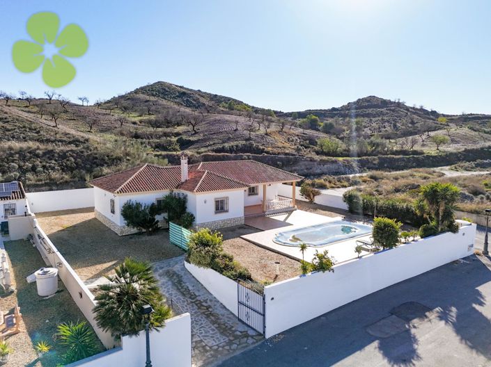 Image No.27-3 Bed Villa for sale