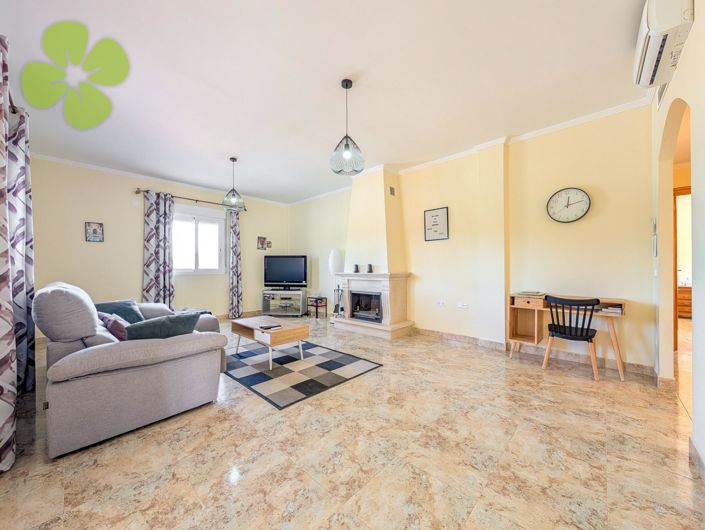 Image No.8-3 Bed Villa for sale