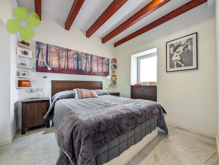 Image No.12-3 Bed Village House for sale