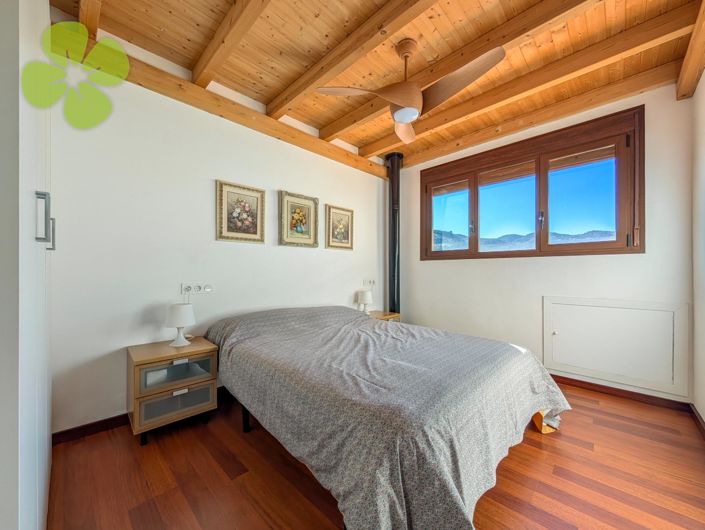 Image No.19-3 Bed Village House for sale