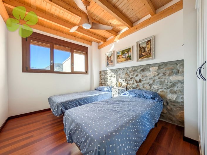 Image No.22-3 Bed Village House for sale