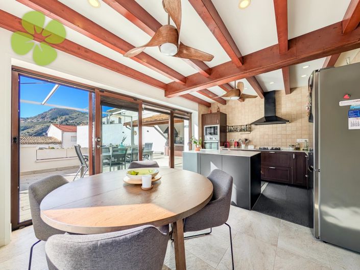 Image No.4-3 Bed Village House for sale