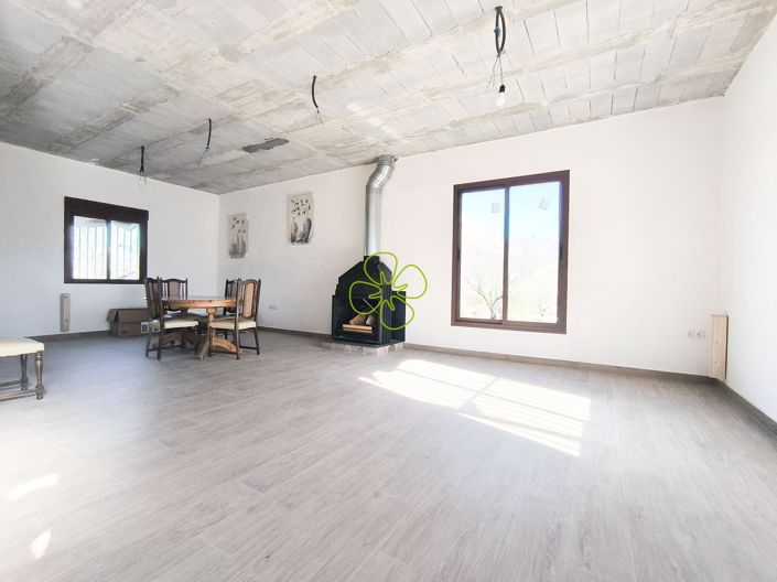 Image No.5-3 Bed Villa for sale