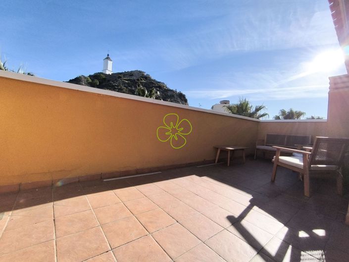 Image No.25-3 Bed Duplex for sale