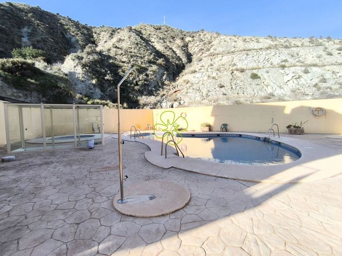 Image No.28-3 Bed Duplex for sale