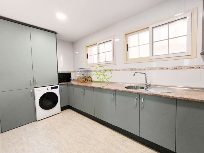 Image No.9-3 Bed Duplex for sale