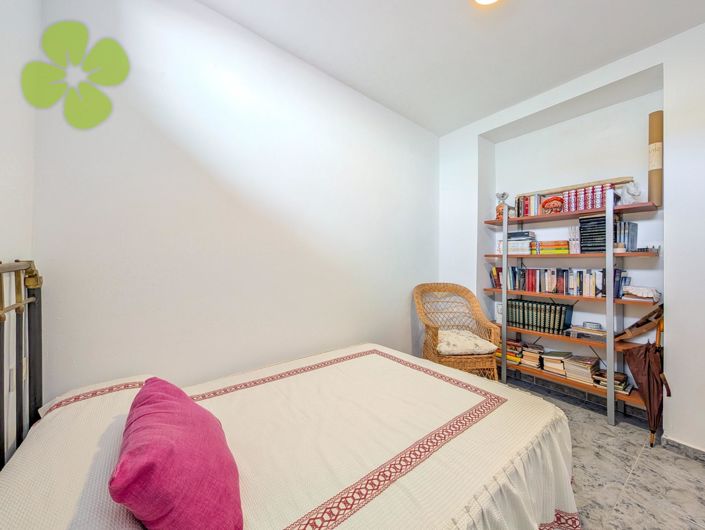 Image No.14-3 Bed Village House for sale