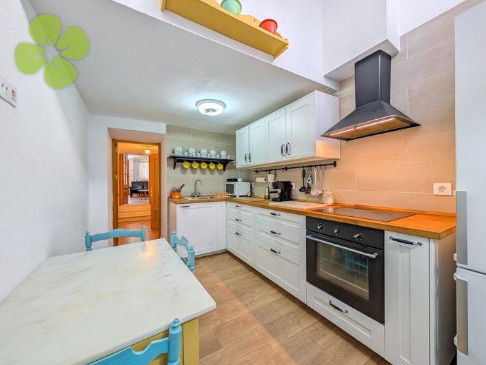 Image No.7-3 Bed Village House for sale