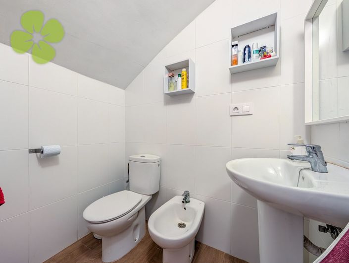 Image No.8-3 Bed Village House for sale