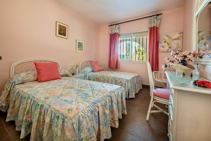 Image No.13-5 Bed Villa for sale