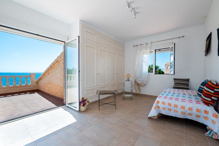 Image No.16-5 Bed Villa for sale