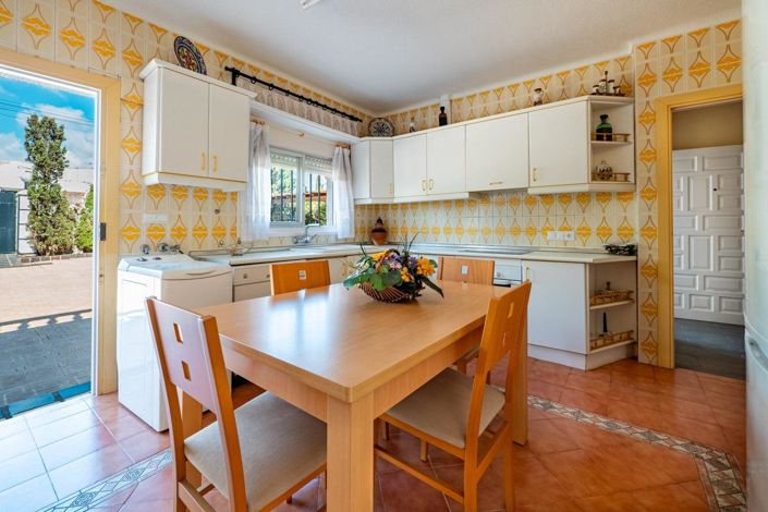 Image No.7-5 Bed Villa for sale