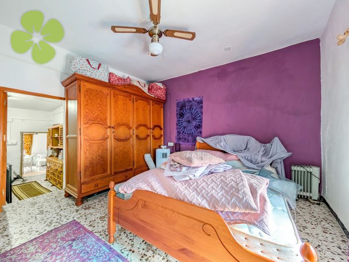 Image No.13-6 Bed Village House for sale