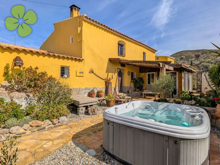 Image No.3-3 Bed Country House for sale