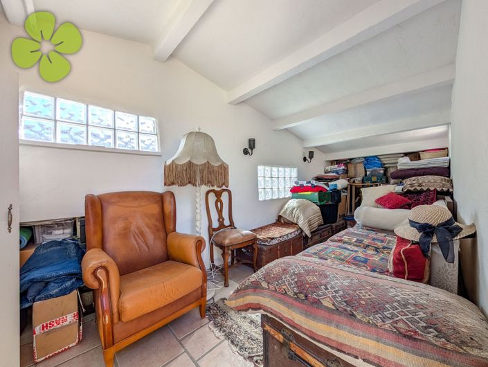 Image No.20-3 Bed Country House for sale