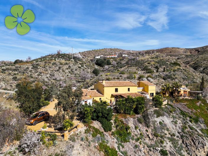 Image No.29-3 Bed Country House for sale