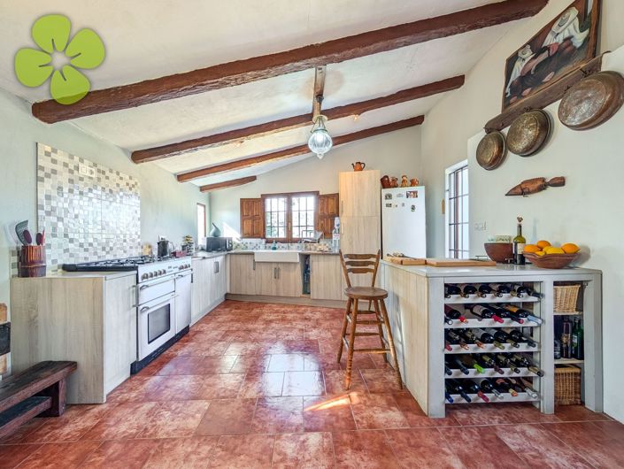 Image No.7-3 Bed Country House for sale