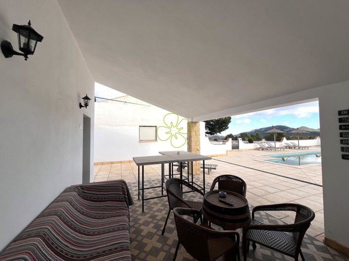 Image No.12-6 Bed Country House for sale