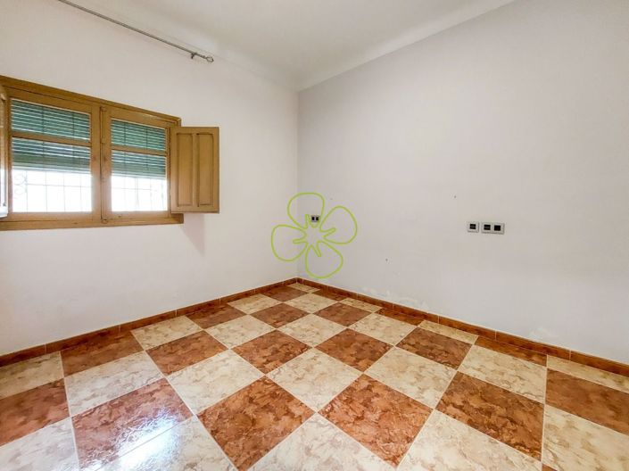 Image No.15-3 Bed Apartment for sale