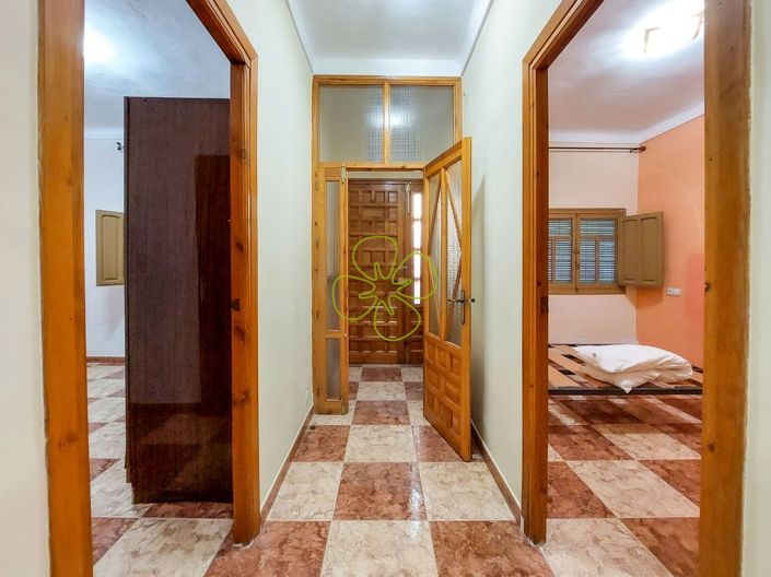 Image No.3-3 Bed Apartment for sale