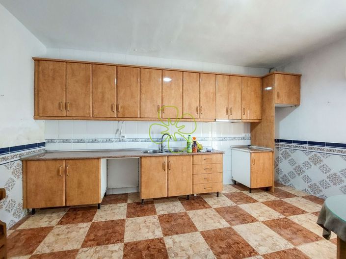 Image No.6-3 Bed Apartment for sale