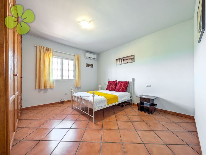 Image No.12-3 Bed Villa for sale