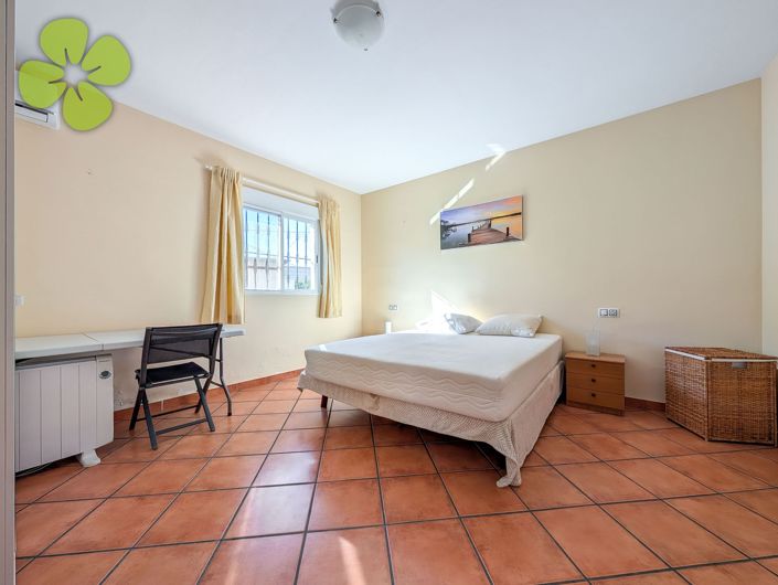 Image No.15-3 Bed Villa for sale