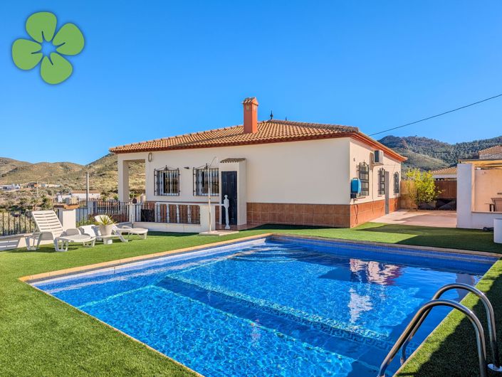 Image No.3-3 Bed Villa for sale